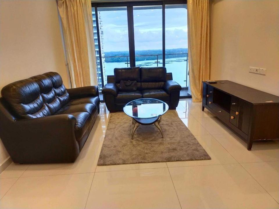 Rainbow Homestay Pangsapuri Johor Bahru